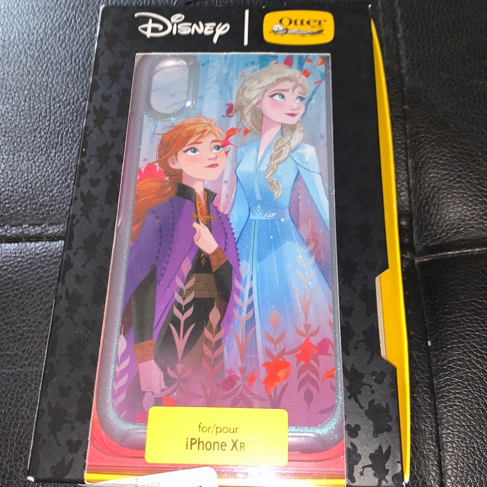 OtterBox Disney Symmetry Series Case for Apple iPhone XR - Frozen.